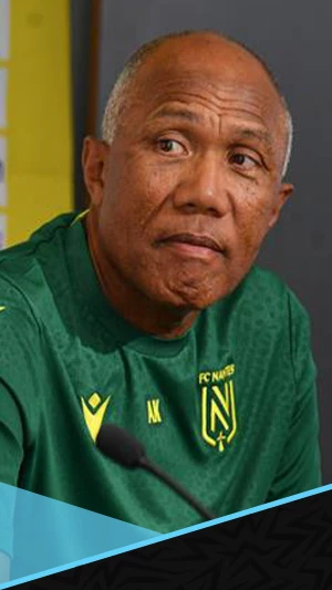 مدرب مصطفى محمد يغادر المؤتمر الصحفي بعد دقيقتين!